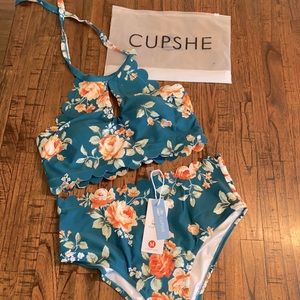 NWT Cupshe Halter Bikini